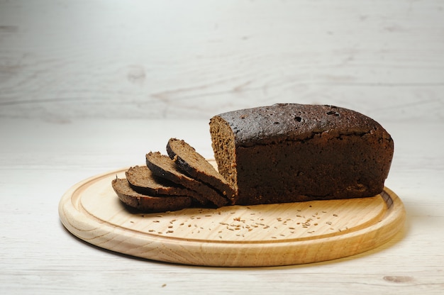 Pane di segale al forno