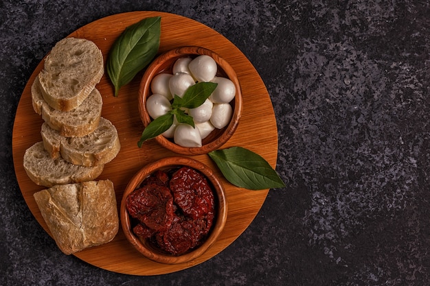 Pane fresco con snack