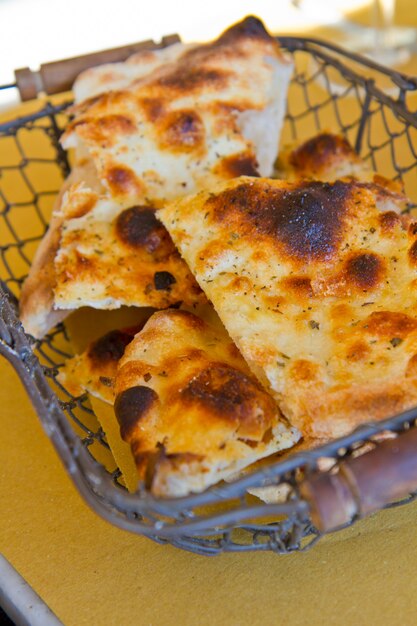 Pane piatto genovese