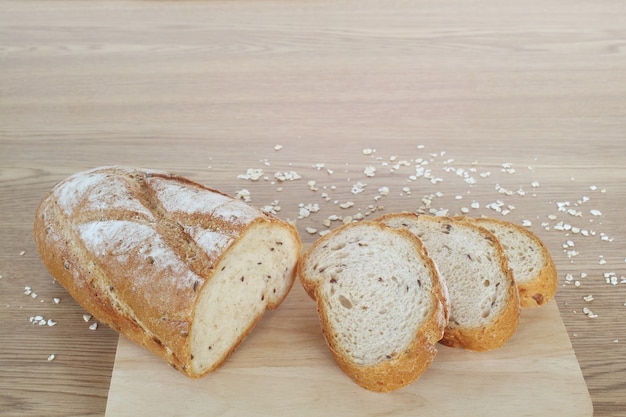 Pane sul tavolo