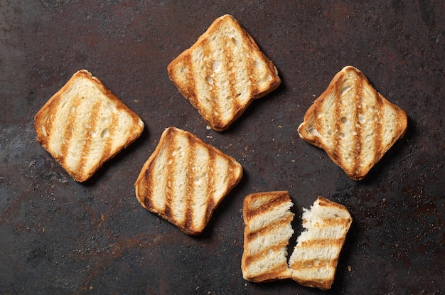 Pane tostato alla griglia