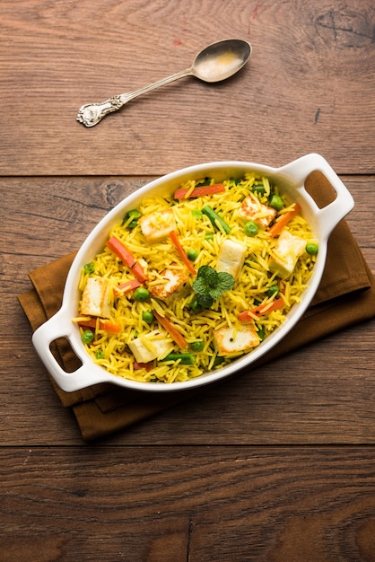 Paneer biryani vegetariano o Panir Pulav, popolare cibo indiano