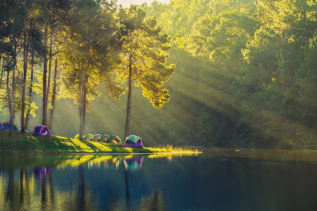 Pang Oung serbatoio nel divieto rak tailandese a Maehongson, Thailandia