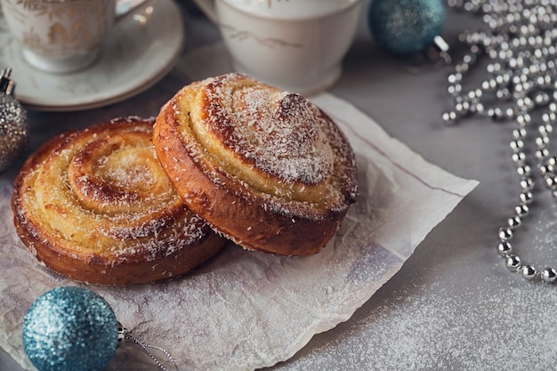 Panini con decorazioni per le vacanze di Natale o Capodanno.