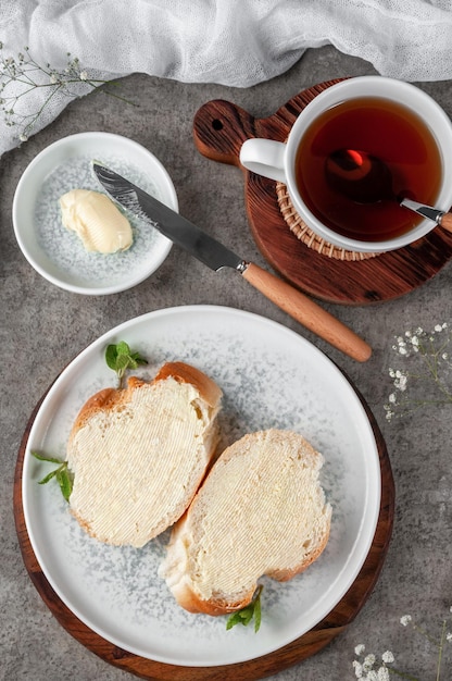 Panino al burro per tè caldo