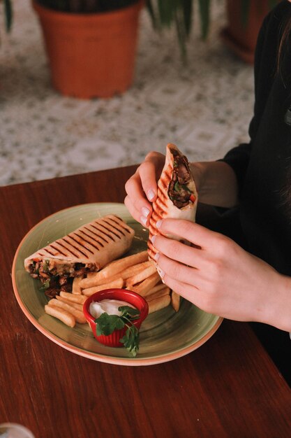 Panino avvolgente delizioso e grigliato