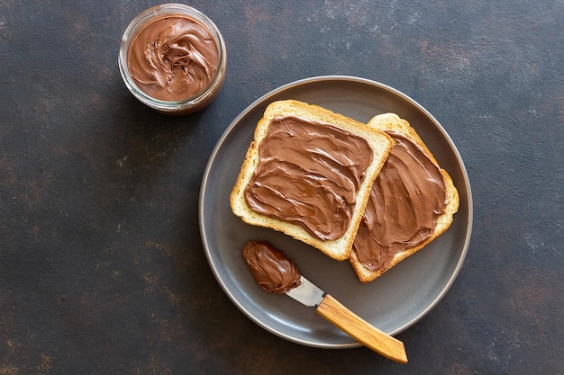 Panino con pasta di cioccolato Colazione Cibo vegetariano