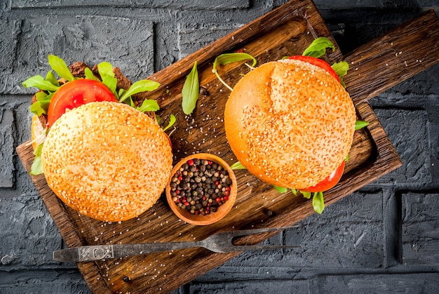 Panino di carne di manzo bbq fatto in casa