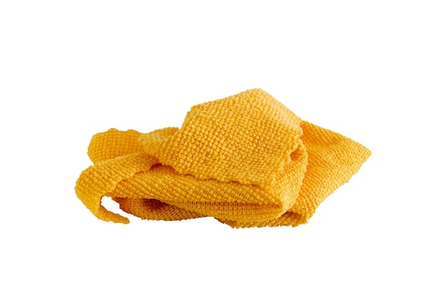Panno da pulizia giallo su sfondo bianco isolato