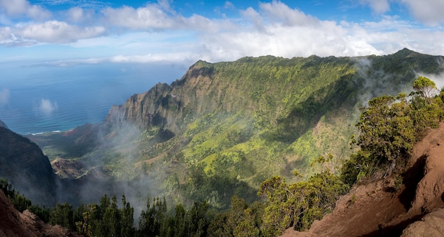 Panorama ad alta definizione sulla valle di Kalalau a Kauai Hawaii