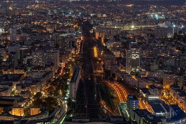 Panorama aereo di Parigi vista notturna