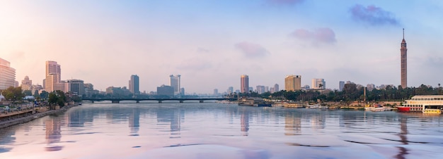 Panorama del fiume Nilo, vista della città del Cairo