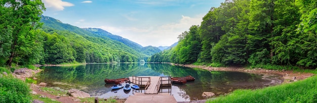 Panorama del lago Biogradskoe