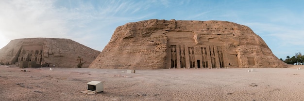 panorama del tempio di Abu Simbel ad Assuan in Egitto