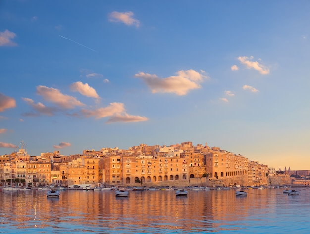 Panorama della penisola di Senglea al mattino, Malta