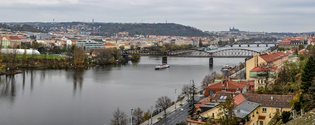 Panorama di Praga dalla collina di Vysehrad