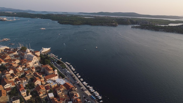 Panorama di riprese con drone della città croata di Rovigno