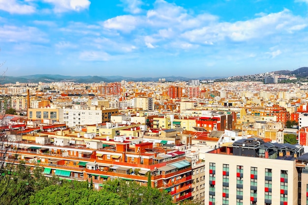 Panorama sulla città di Barcellona dal castello di Montjuic Catalogna Spagna
