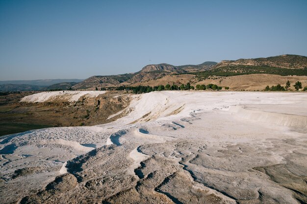 panoramica dei Carpati vorokhta città soleggiata