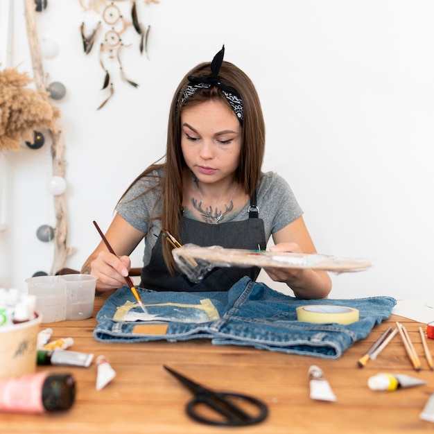 Pantaloncini da pittura donna a tiro medio