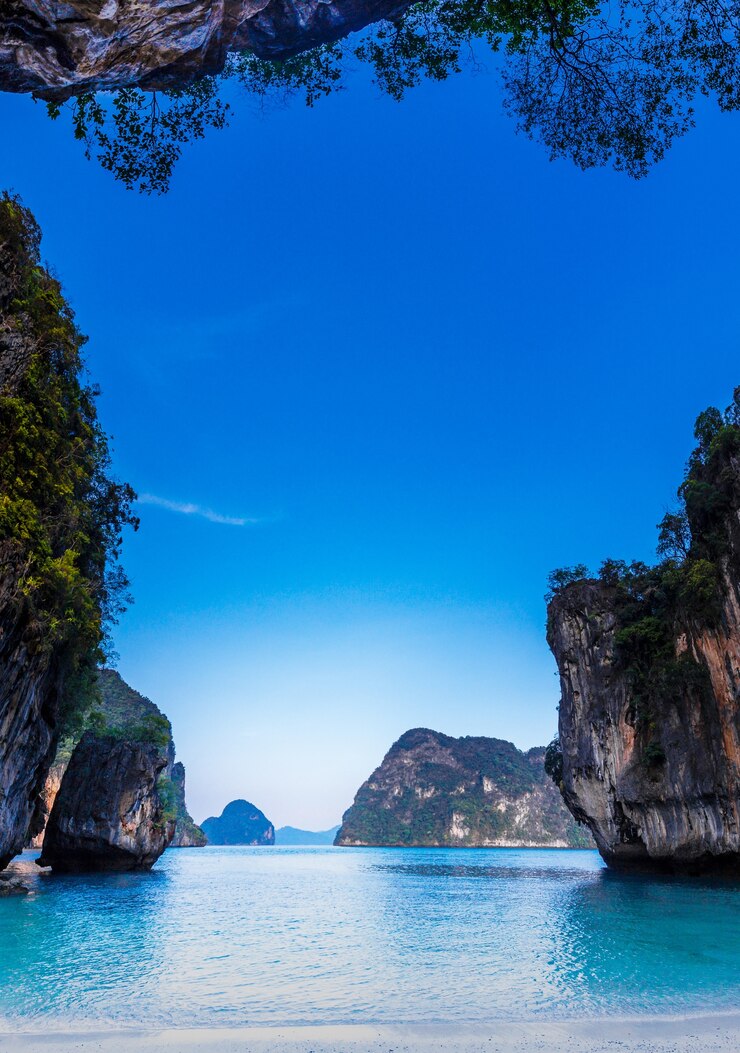 Photo paradise beach of andaman sea in krabi