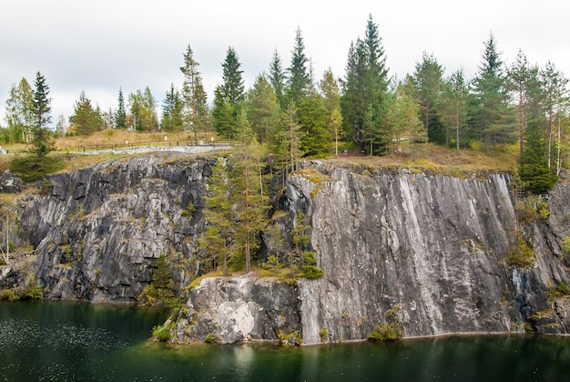 Parco della montagna di Ruskeala - punto di riferimento della Russia