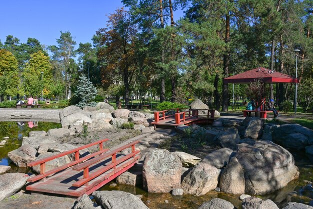 Parco di Kyoto alla periferia della città di Kiev