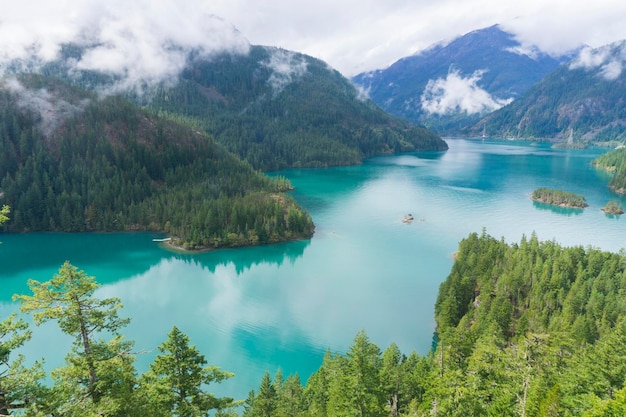 Parco Nazionale delle Cascate del Nord del Lago Diablo Washington USA