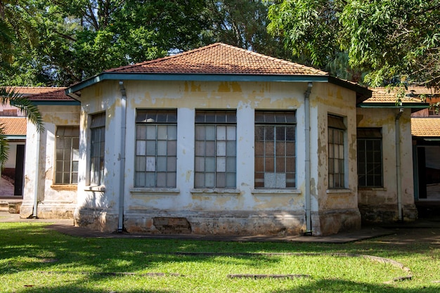 Parque Vicentina Aranha a Sao Jose dos Campos Brasile Cappella e vecchio sanatorio