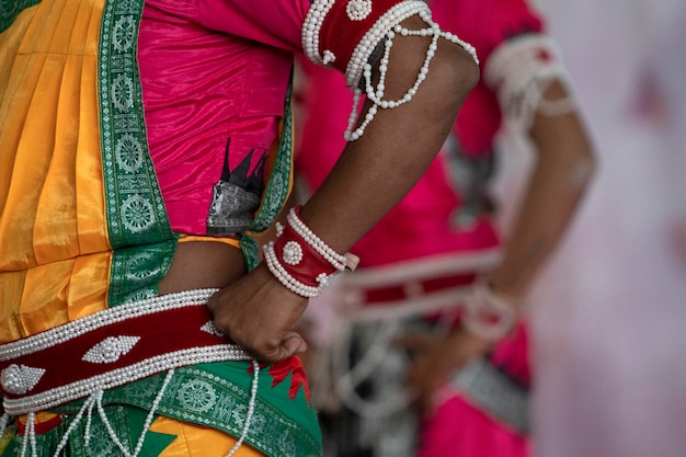 Particolare del piede di ballo tradizionale dell'India