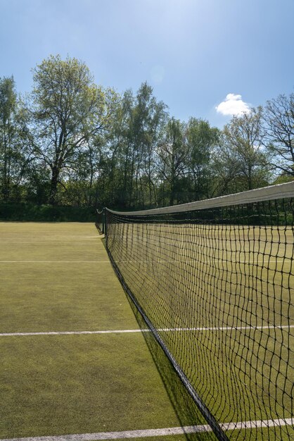 Particolare rete da tennis in campo