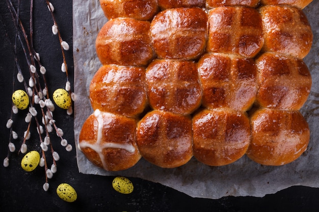 Pasqua Hot Cross Buns