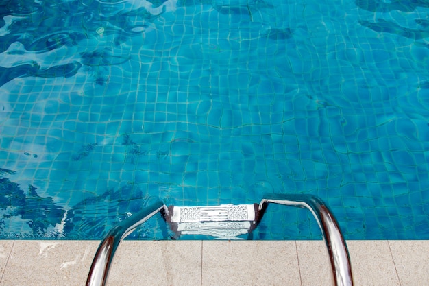 Passaggio in alluminio per piscina per attività