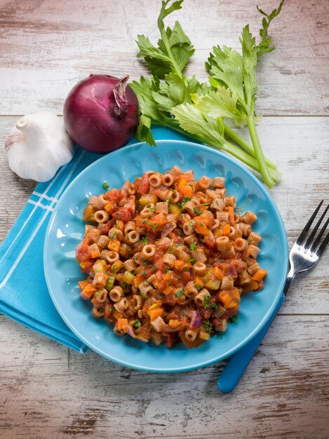 Pasta al ragù di verdure