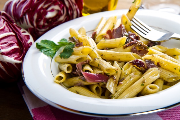 Pasta con cicoria