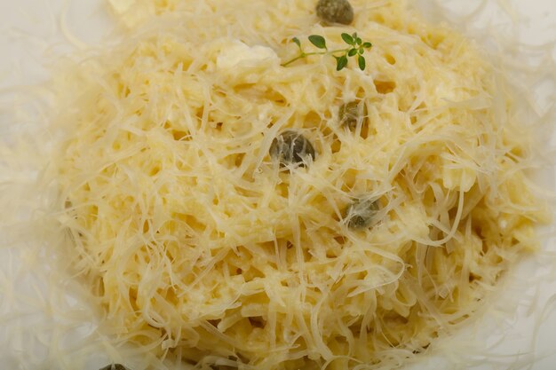 Pasta con formaggio