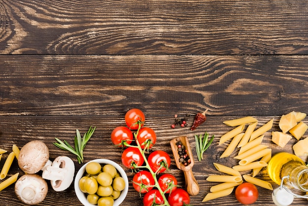 Pasta con ingredienti vegetali