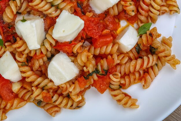 Pasta con mozzarella