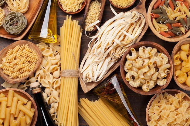 Pasta e condimenti vari