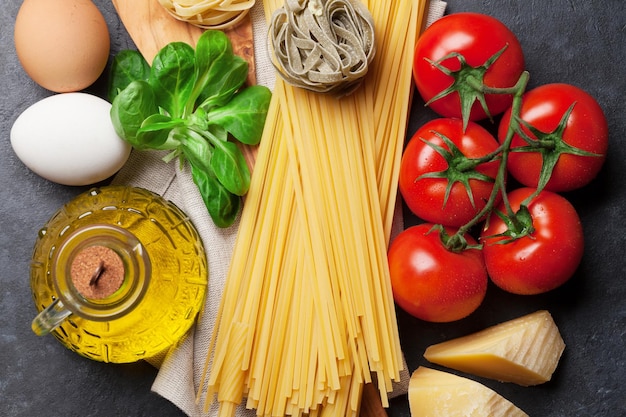 Pasta e ingredienti