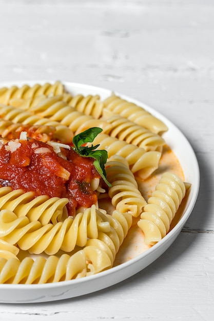 pasta italiana con ingredienti