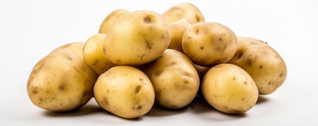 Patate fresche su uno sfondo bianco IA generativa