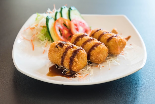 Patate fritte con salsa Tonkatsu