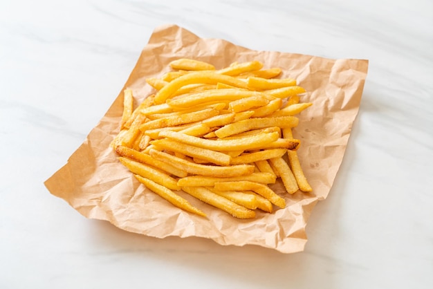 Patatine fritte con panna acida e ketchup