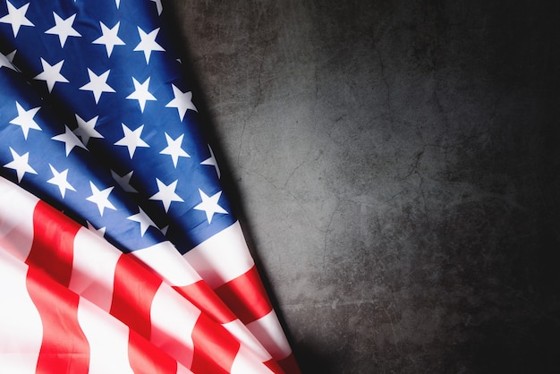 Patriot day degli Stati Uniti, bandiera americana su sfondo nero
