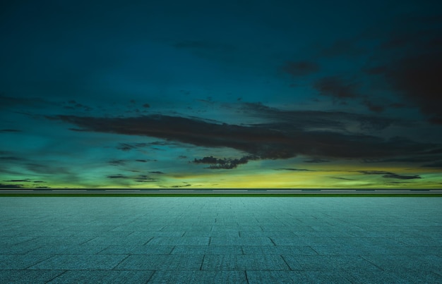 Pavimento vuoto davanti al cielo blu Scena di primo mattino