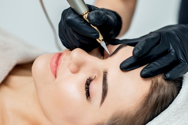 Permanent makeup on eyebrows.