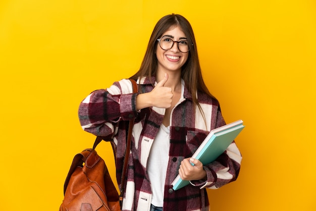 Persona giovane studente su sfondo isolato