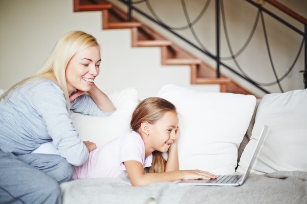 persone donna madre della famiglia del bambino