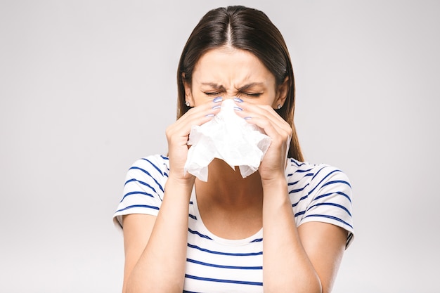 Persone sanitarie rinite freddo e concetto di allergia